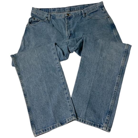 Wrangler Men’s Denim Jeans Size 42 x 30 - Picture 2 of 5